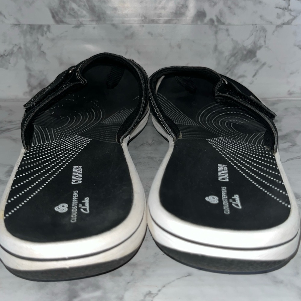 Clarks Cloudsteppers Women’s Sandals Flip Flops Size 10 M Cushion Soft Black - Picture 4 of 7